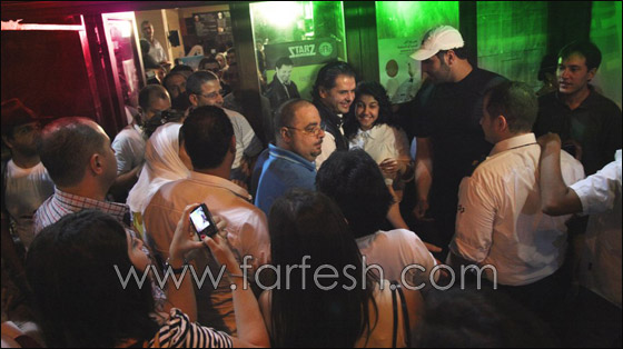 راغب يلتقي معجبييه ويعلن عن جديده صورة رقم 1 راغب يلتقي معجبييه ويعلن عن جديده صورة رقم 1