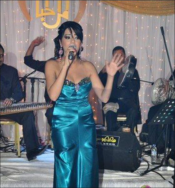 ملابس رحمة المثيرة تحرج الداعية الاسلامي عمرو خالد!! صورة رقم 2 ملابس رحمة المثيرة تحرج الداعية الاسلامي عمرو خالد!! صورة رقم 2