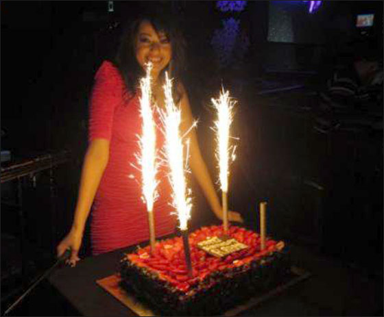 نجمة ستار اكاديمي رحمة تحتفل بعيد ميلادها في بيروت! صورة رقم 8 نجمة ستار اكاديمي رحمة تحتفل بعيد ميلادها في بيروت! صورة رقم 8