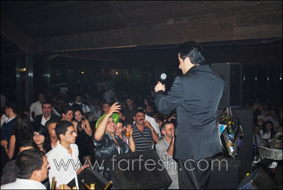 الفنان رضا يتألق في حفلات الميلاد ورأس السنة  صورة رقم 9