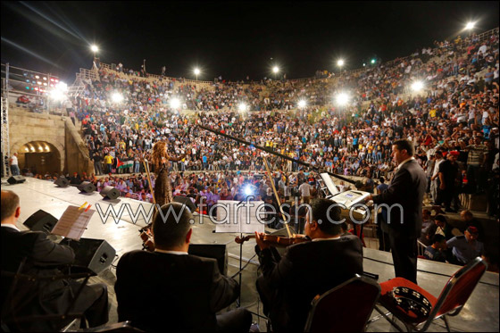 بالصور.. رولا سعد تقدم اجمل اغنياتها وسط تفاعل الجمهور في جرش! صورة رقم 9 بالصور.. رولا سعد تقدم اجمل اغنياتها وسط تفاعل الجمهور في جرش! صورة رقم 9