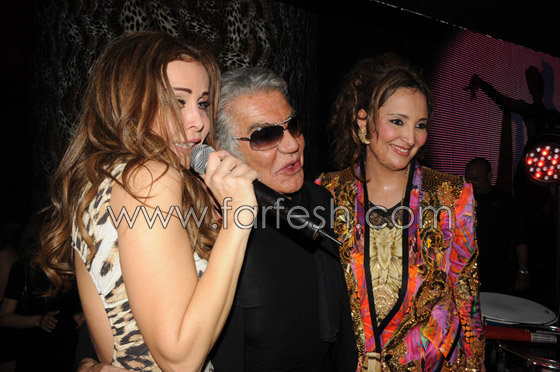 رولا سعد تتألق في إفتتاح محلات المصمم العالمي روبيرتو كافالي! صورة رقم 3 رولا سعد تتألق في إفتتاح محلات المصمم العالمي روبيرتو كافالي! صورة رقم 3