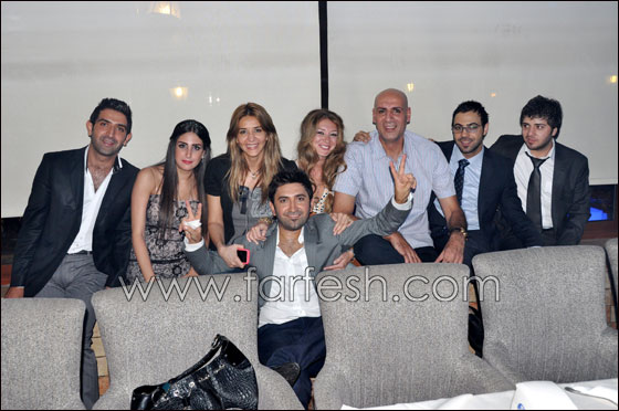 الفنان سامر كابرو يحتفل بعيد ميلاده ويقع بغرام احدى طالباته! صورة رقم 12 الفنان سامر كابرو يحتفل بعيد ميلاده ويقع بغرام احدى طالباته! صورة رقم 12