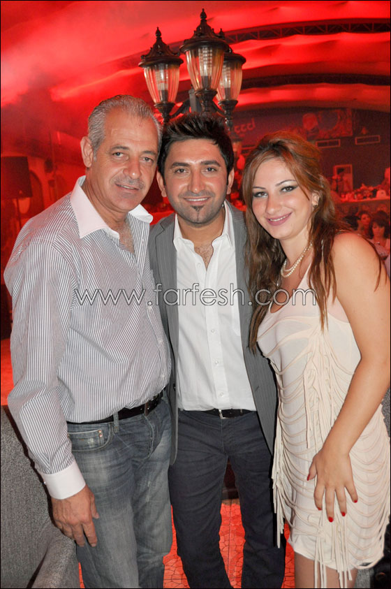 الفنان سامر كابرو يحتفل بعيد ميلاده ويقع بغرام احدى طالباته! صورة رقم 25 الفنان سامر كابرو يحتفل بعيد ميلاده ويقع بغرام احدى طالباته! صورة رقم 25