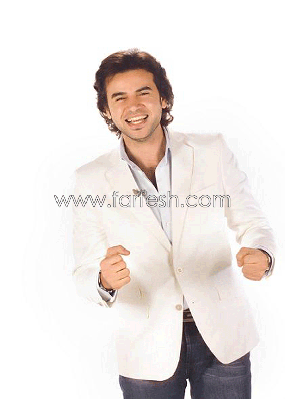 سامو زين: تاريخي يفوق تامر بمراحل والكليب للكبار فقط!! صورة رقم 7 سامو زين: تاريخي يفوق تامر بمراحل والكليب للكبار فقط!! صورة رقم 7