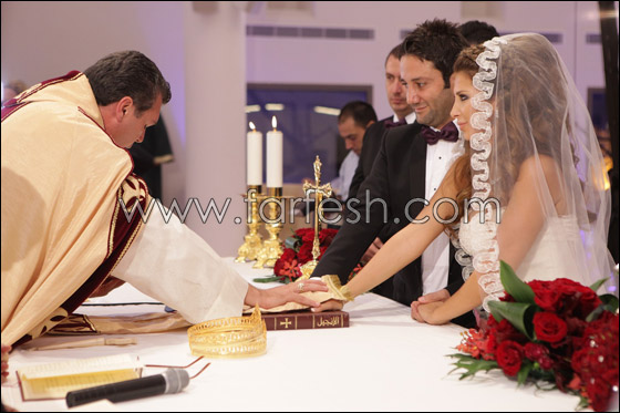 عرس أسطوري لأحد مدراء روتانا بحضور أبرز فنانيها! صورة رقم 17 عرس أسطوري لأحد مدراء روتانا بحضور أبرز فنانيها! صورة رقم 17