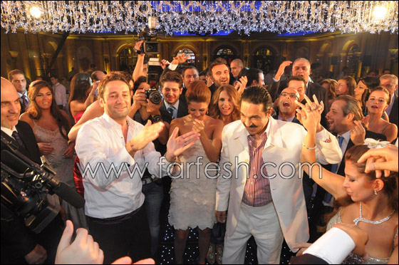 عرس أسطوري لأحد مدراء روتانا بحضور أبرز فنانيها! صورة رقم 4 عرس أسطوري لأحد مدراء روتانا بحضور أبرز فنانيها! صورة رقم 4