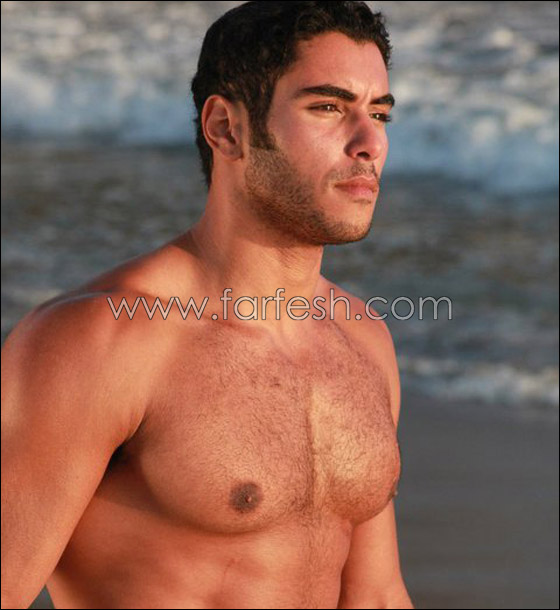 لماذا وضع كريم كامل 