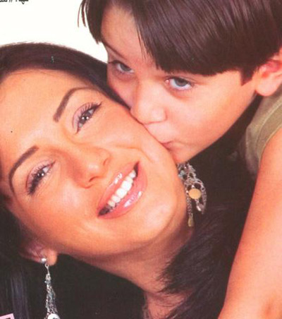 سلاف فواخرجي تغادر قرطاج.. استياءاً لإبعادها عن زوجها! صورة رقم 26 سلاف فواخرجي تغادر قرطاج.. استياءاً لإبعادها عن زوجها! صورة رقم 26