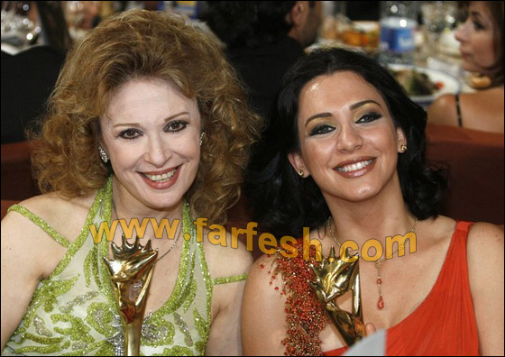 سلاف فواخرجي تغادر قرطاج.. استياءاً لإبعادها عن زوجها! صورة رقم 7 سلاف فواخرجي تغادر قرطاج.. استياءاً لإبعادها عن زوجها! صورة رقم 7