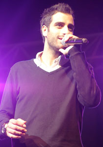 طوني قطان يتألق بأريحا بحضور الاف المعجبين  صورة رقم 1