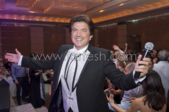 النجم العربي وليد توفيق يحيي رأس السنه في اثينا صورة رقم 3 النجم العربي وليد توفيق يحيي رأس السنه في اثينا صورة رقم 3