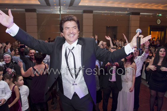 النجم العربي وليد توفيق يحيي رأس السنه في اثينا صورة رقم 4 النجم العربي وليد توفيق يحيي رأس السنه في اثينا صورة رقم 4