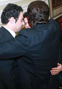 خلال عزاء اخيه.. وليد توفيق ينهي الخلاف بين الحلاني وشريف!!  صورة رقم 1