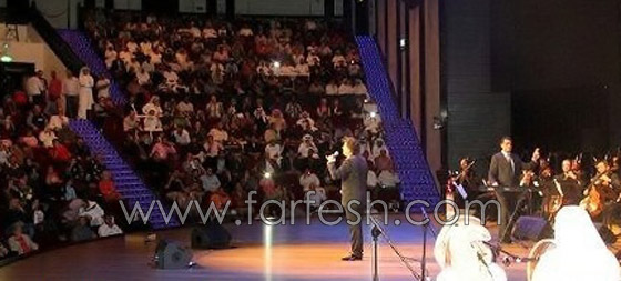 بالصور: النجم العربي وليد توفيق يضيء  ليالي الدوحة  صورة رقم 3