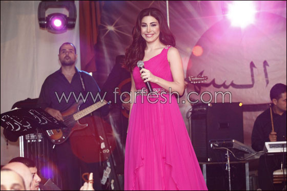 بالصور.. الفنانة يارا تحتفل مع جمهورها بعيد الفطر  صورة رقم 19