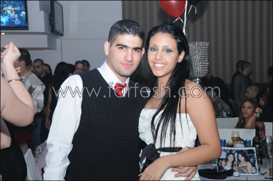 بالصور.. حفلة المطرب زهير فرنسيس بداية 2011! صورة رقم 4 بالصور.. حفلة المطرب زهير فرنسيس بداية 2011! صورة رقم 4