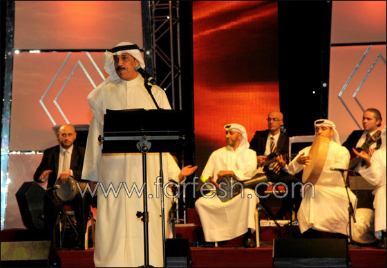 بالصور.. الفنان عبدالله الرويشد يشارك في فعاليات مهرجان مسقط صورة رقم 6 بالصور.. الفنان عبدالله الرويشد يشارك في فعاليات مهرجان مسقط صورة رقم 6