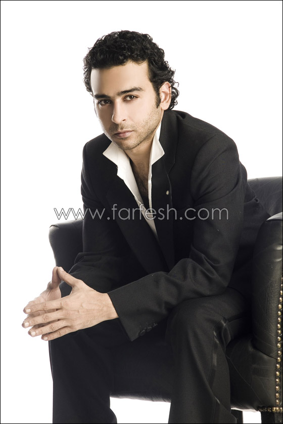 الفنان احمد عزمي يرفض ثورة 25 يناير في مسلسله! صورة رقم 3