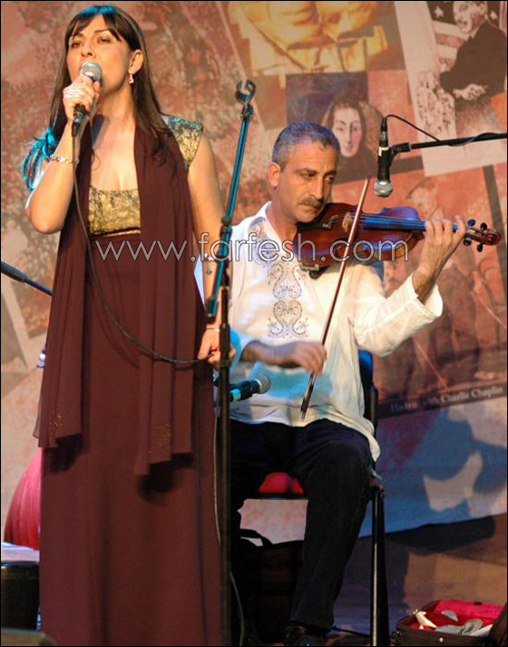 عائدة من مهرجان بلباو.. أمل في الموسيقى وخيبة أمل في السياسة صورة رقم 24 عائدة من مهرجان بلباو.. أمل في الموسيقى وخيبة أمل في السياسة صورة رقم 24