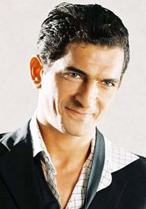 عمرو واكد: غمرتني سعادة بالغة بعد تنحي مبارك ونجاح الثورة  صورة رقم 1