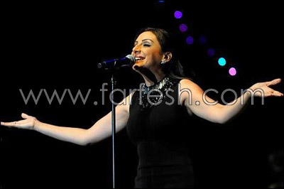 فستان انغام القصير في موازين يغضب الجمهور المغربي!  صورة رقم 2