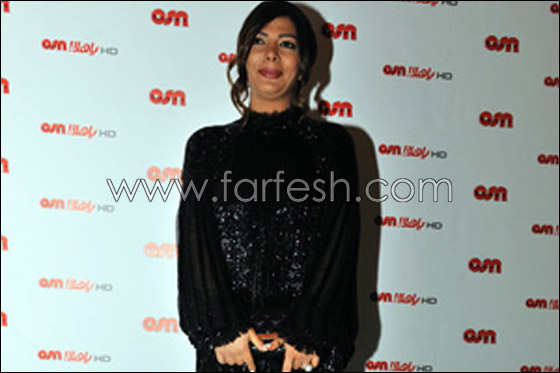 بالصور.. اصالة نصري ترتدي الاسود تأييدا للثورة السورية!!  صورة رقم 3