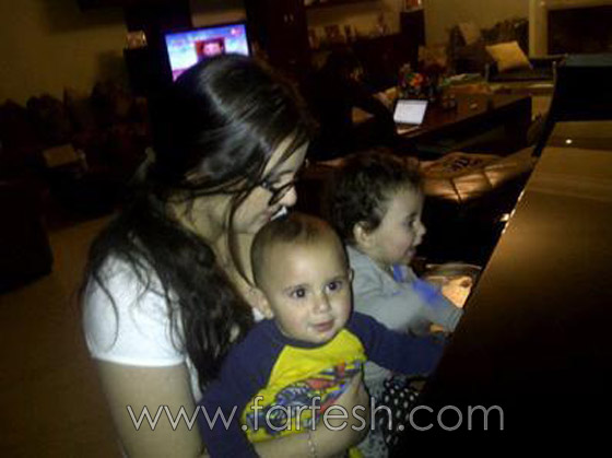 اصالة نصري: اقضي اوقات سعيدة مع توأمي واعلمهما النطق بلغتين! صورة رقم 4 اصالة نصري: اقضي اوقات سعيدة مع توأمي واعلمهما النطق بلغتين! صورة رقم 4