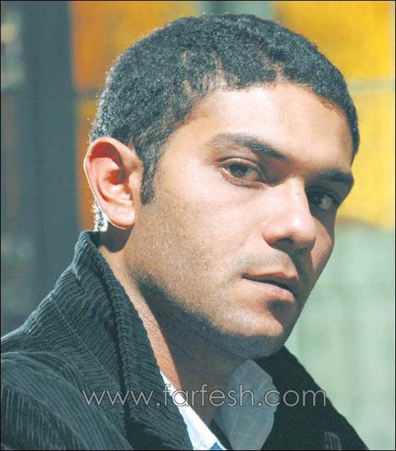 فنانون مصريون يسعون لتوثيق ثورة 25 يناير في غينيس!!  صورة رقم 6