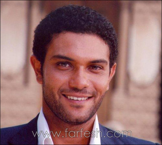 فنانون مصريون يسعون لتوثيق ثورة 25 يناير في غينيس!!  صورة رقم 7