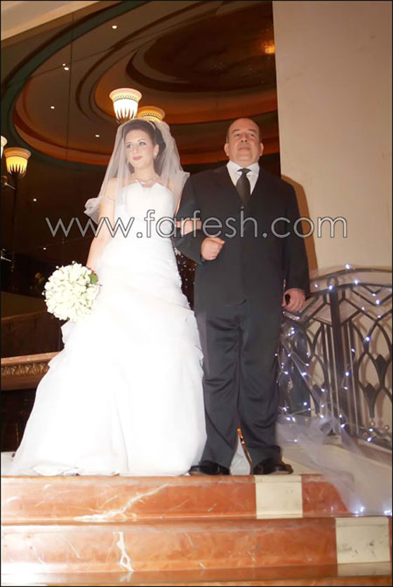 كلوديا تنافس حماده هلال في زفاف الداخلية!  صورة رقم 11