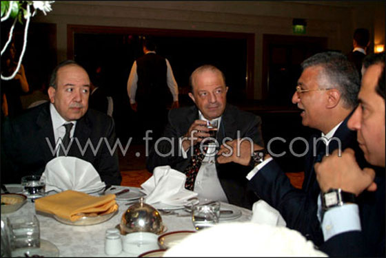 كلوديا تنافس حماده هلال في زفاف الداخلية!  صورة رقم 10