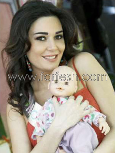 مبروك.. سيرين عبد النور تضع مولودتها 