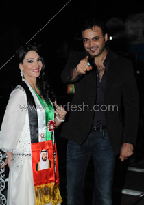 ديانا حداد تحتفل باليوم الوطني للإمارات بفستانها الماسي! صورة رقم 2 ديانا حداد تحتفل باليوم الوطني للإمارات بفستانها الماسي! صورة رقم 2