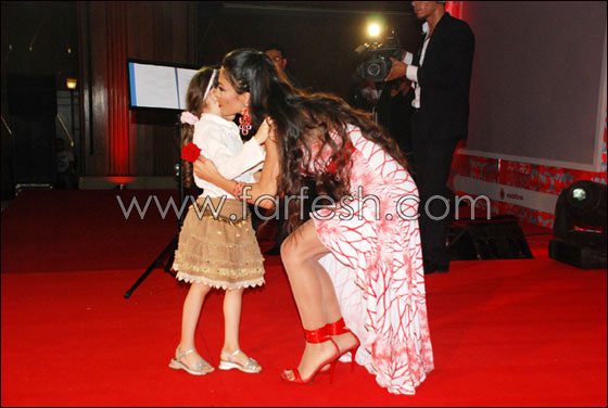 دوللي تغني باقة من اجمل اغانيها في حفل فودافون  صورة رقم 7