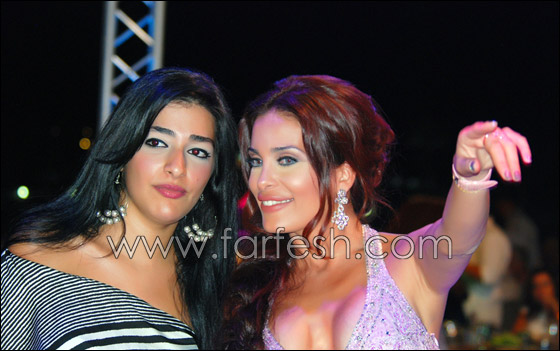 دومينيك تحيي حفل سنوي بمناسبة العيد الـ66 للجيش اللبناني! صورة رقم 10 دومينيك تحيي حفل سنوي بمناسبة العيد الـ66 للجيش اللبناني! صورة رقم 10