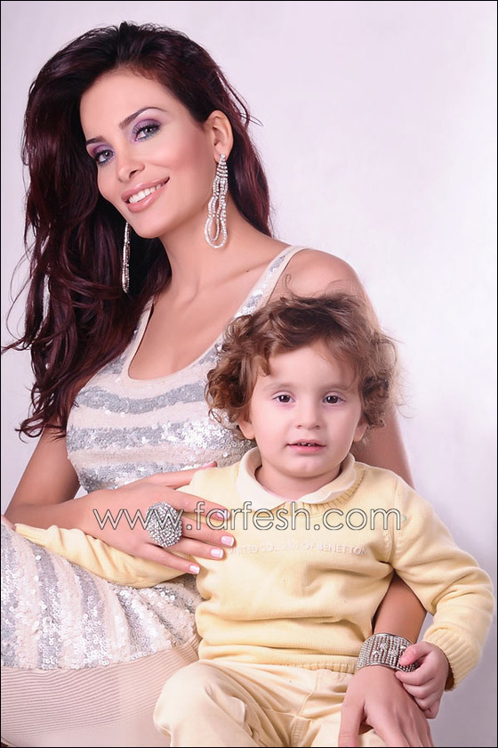 دومينيك تتحدث عن الامومة وتعزي والدات ضحايا ليبيا!  صورة رقم 4