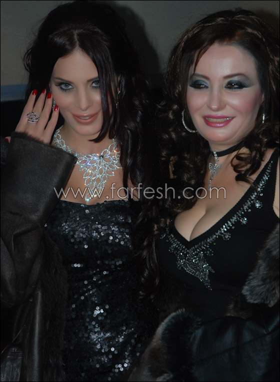 النجمة دومينيك حوراني تحتفل في عيد الحب مع علي الديك!! صورة رقم 7 النجمة دومينيك حوراني تحتفل في عيد الحب مع علي الديك!! صورة رقم 7