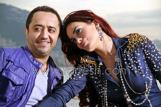 علي الديك ودومينيك يطلقان علي الديك ودومينيك يطلقان