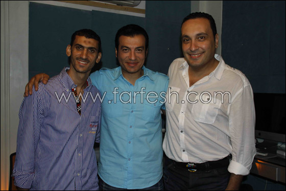 ايهاب توفيق يحتفل بنفاذ الطبع من ألبومه الديني وسعيد بنجاحه   صورة رقم 15