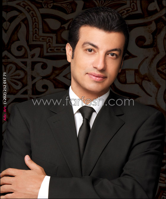 ايهاب توفيق يحتفل بنفاذ الطبع من ألبومه الديني وسعيد بنجاحه   صورة رقم 2