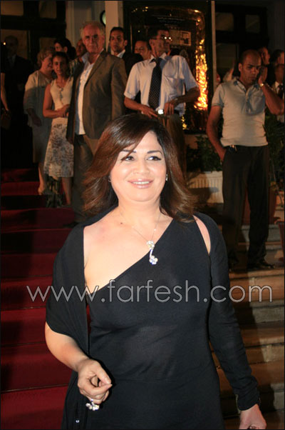 الهام شاهين تطلب مقابلة مبارك في المركز الطبي!!  صورة رقم 2