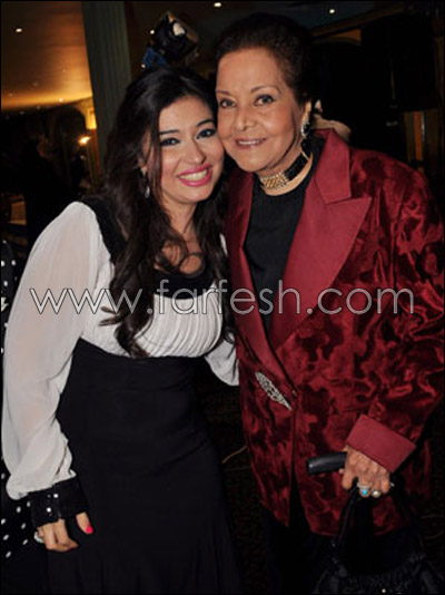 بالصور: تكريم فنانات بمناسبة عيد الام  صورة رقم 5