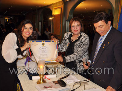 بالصور: تكريم فنانات بمناسبة عيد الام  صورة رقم 12