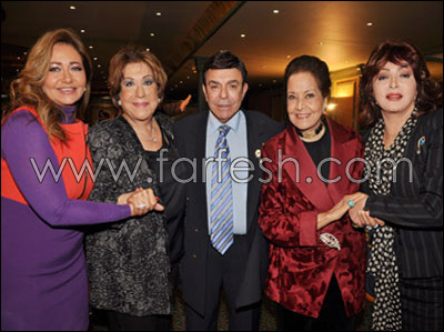 بالصور: تكريم فنانات بمناسبة عيد الام  صورة رقم 14