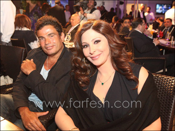 شاهدوا رومانسية اليسا وعمرو دياب في افتتاح روتانا كافيه بالاردن!  صورة رقم 7