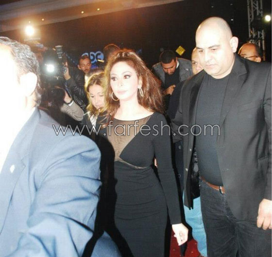 اليسا: من حقي ان ارتدي ملابس اليسا: من حقي ان ارتدي ملابس