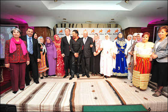 الشاب خالد: لماذا يتمسك القذافي بالكرسي رغم المجازر؟!  صورة رقم 4