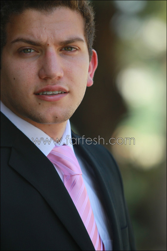 اميليو يطلق أول أغنياته الخاصة صورة رقم 5 اميليو يطلق أول أغنياته الخاصة صورة رقم 5