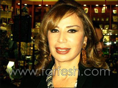 ايناس الدغيدي: الإنسان السويّ عندما يرى المشاهد الجريئة يعتبرها هبل صورة رقم 2